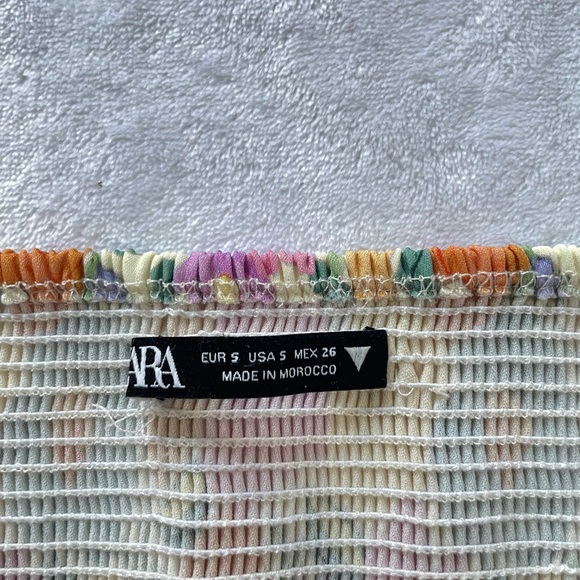 Colorful Flower Crop Top from Zara Size Small - Picture 5 of 8
